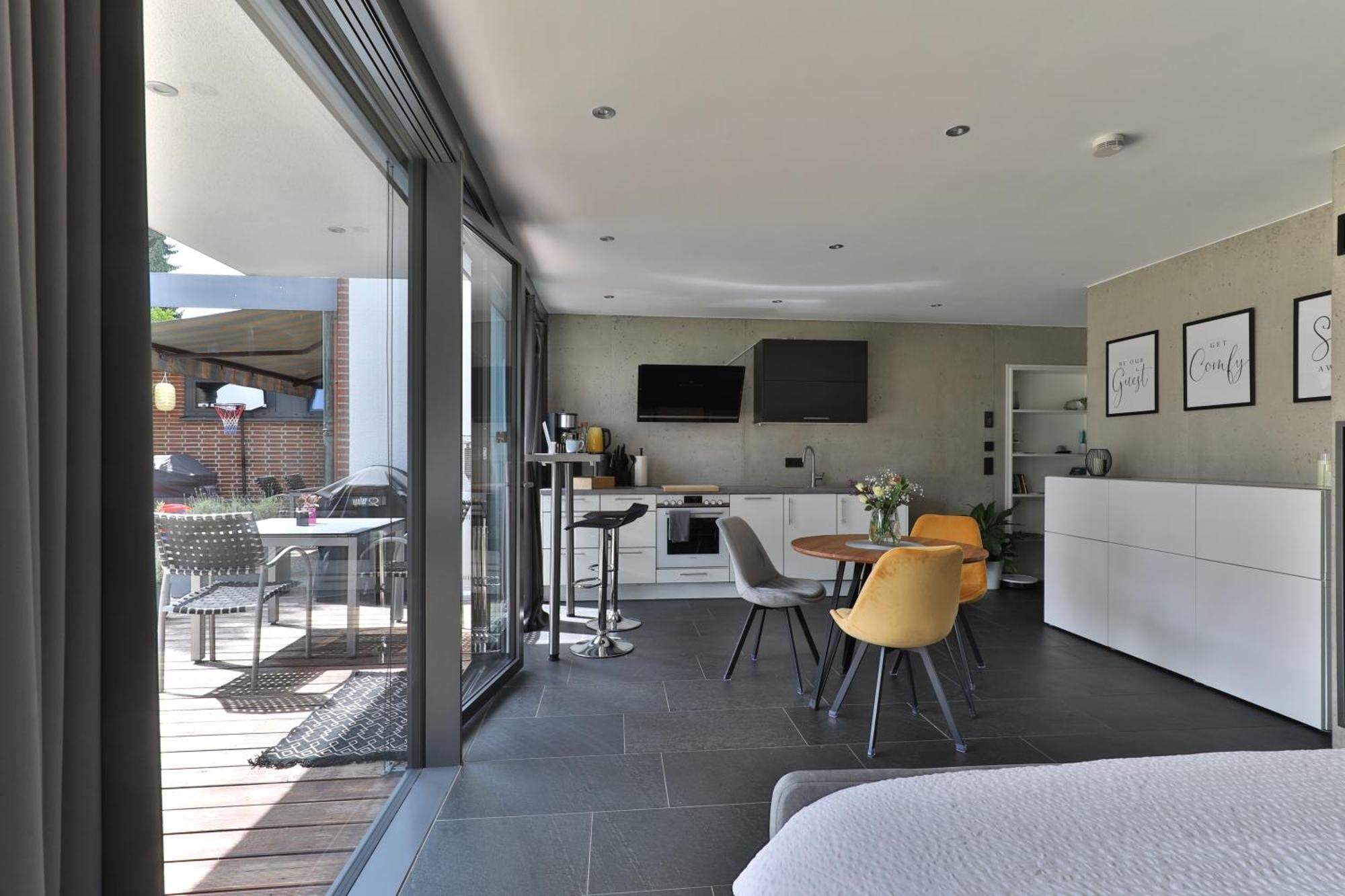 Modernes Studio-Apartment Gersthofen Dış mekan fotoğraf